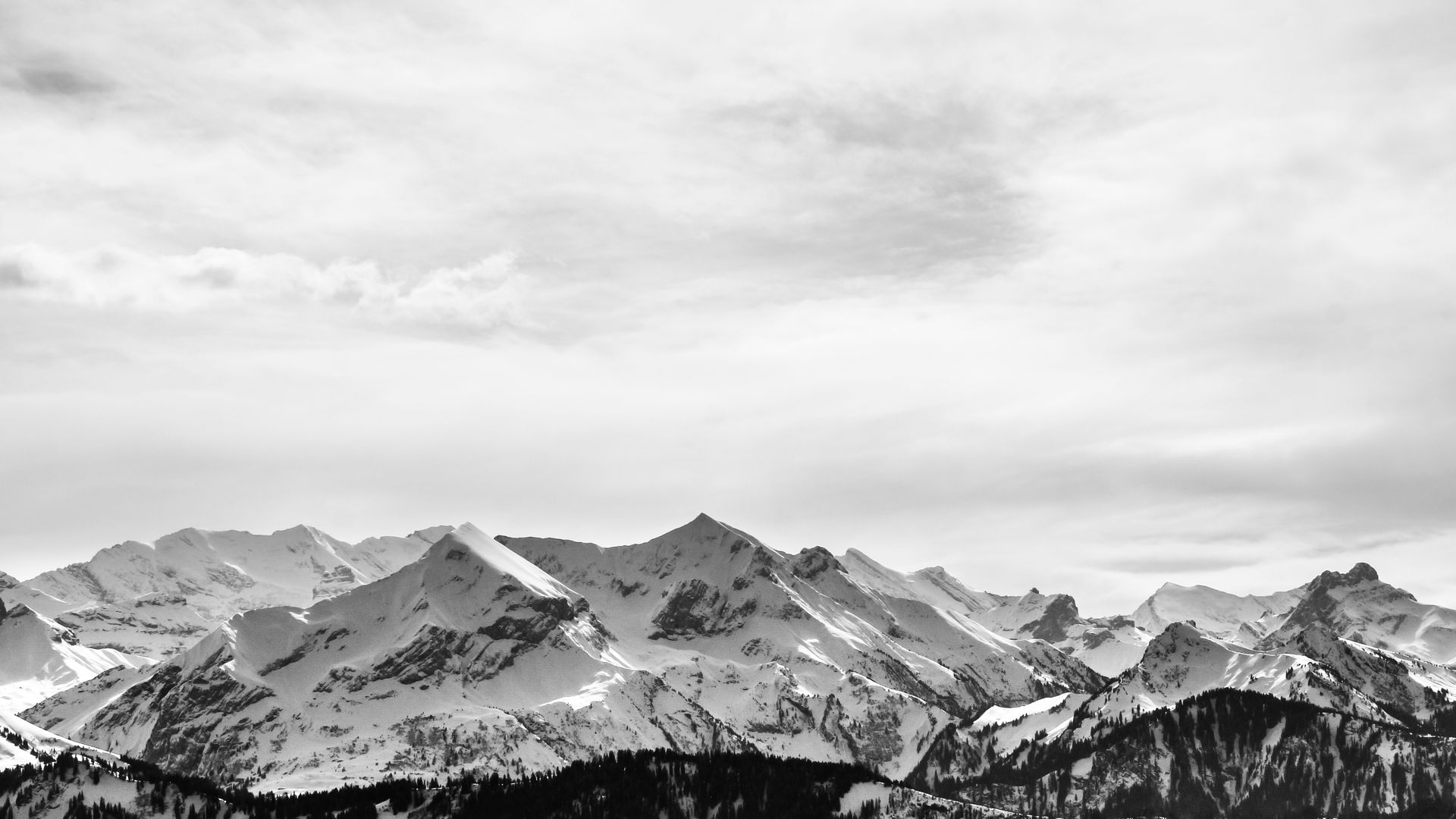 Mountain landscape for the article Clarity Is a Design Decision